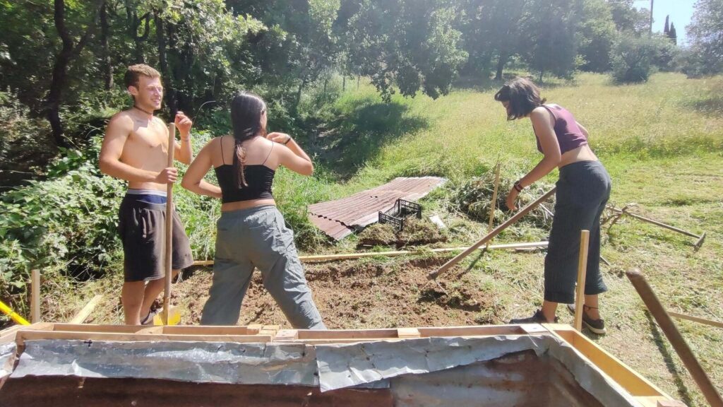 Participants of the Back and Forth youth exchange at La Buona Terra, Passignano sul Trasimeno