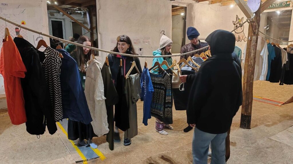 Participants of the Green Footprint youth exchange at La Buona Terra, Passignano sul Trasimeno