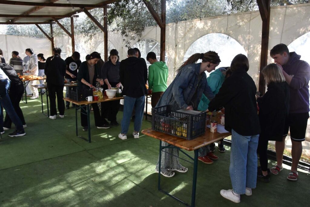 Participants of the Green Footprint youth exchange at La Buona Terra, Passignano sul Trasimeno