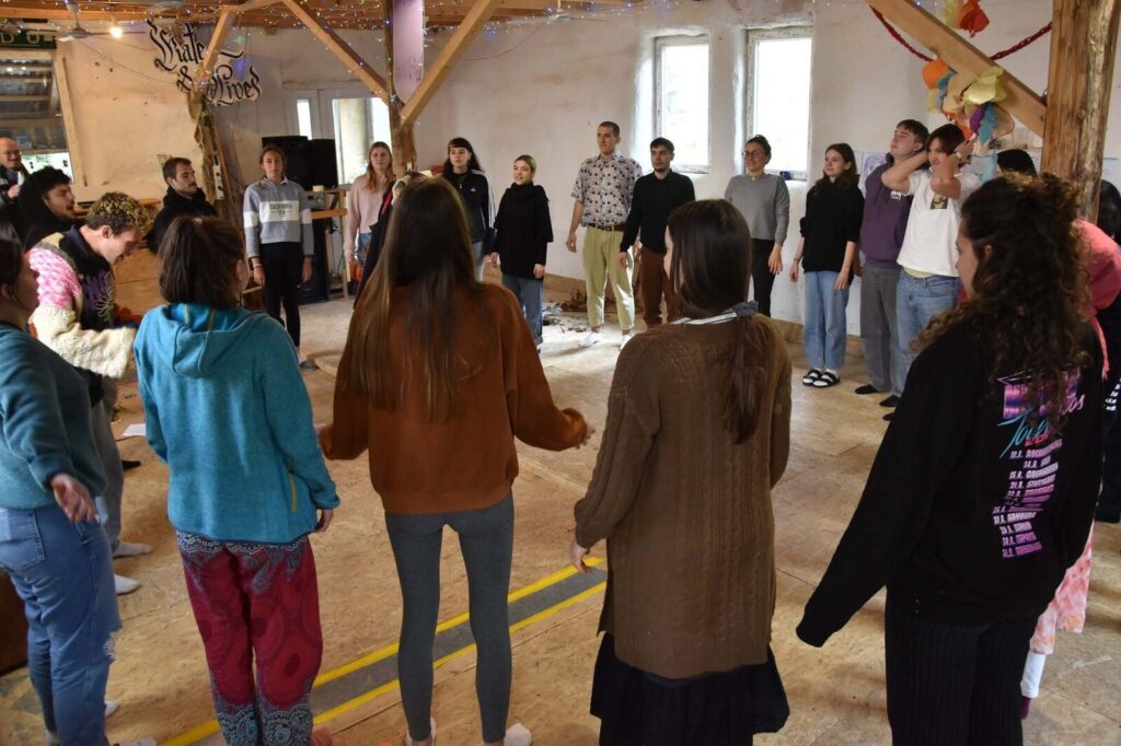 Participants of the Green Footprint youth exchange at La Buona Terra, Passignano sul Trasimeno